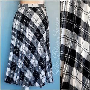 EUC Vintage Rrrruss Pleated Plaid Wool Midi Skirt